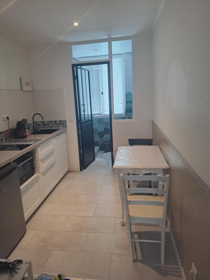 Appartement Tout Confort Lumineux パリ エクステリア 写真